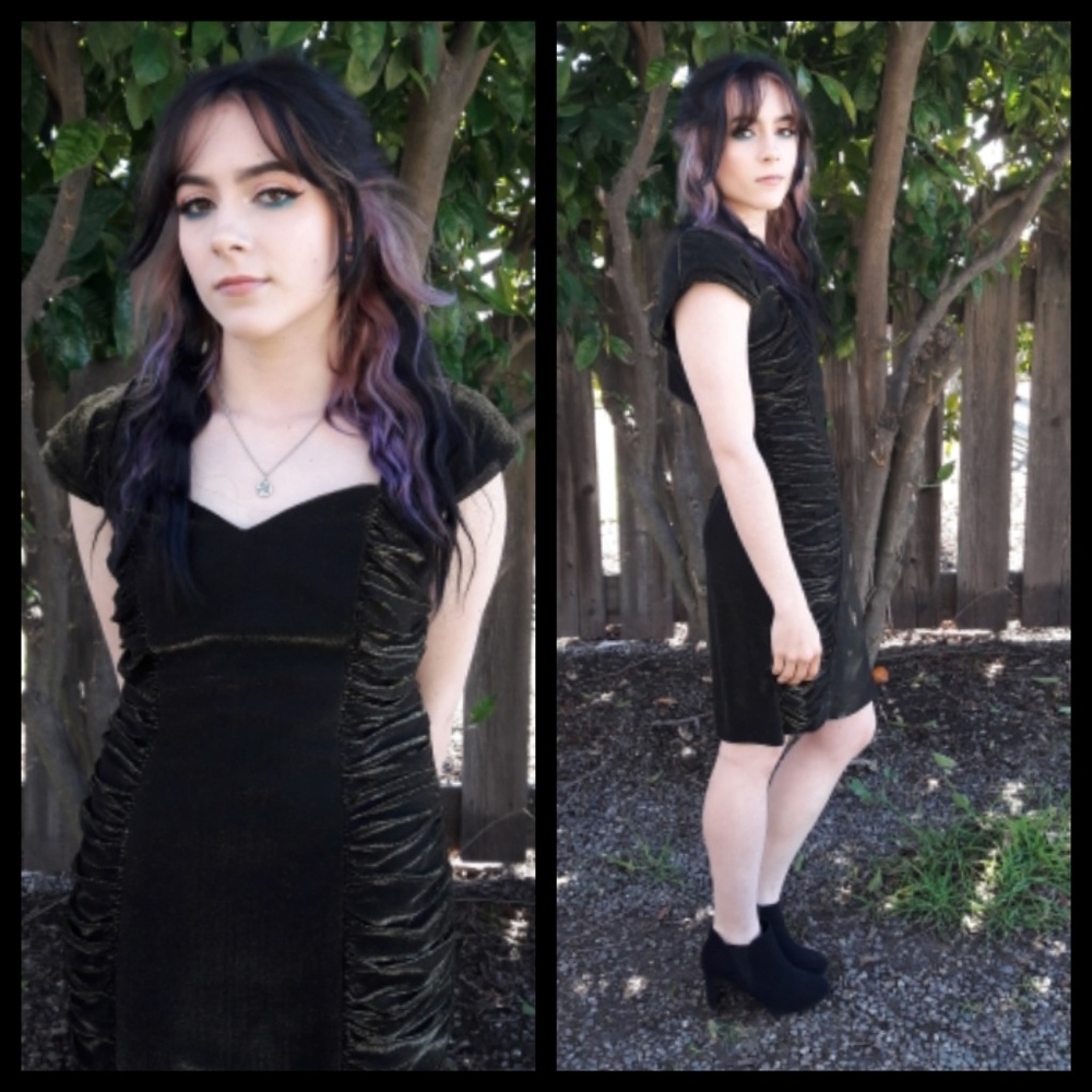 Stunning vintage 80's sparkly party dress!